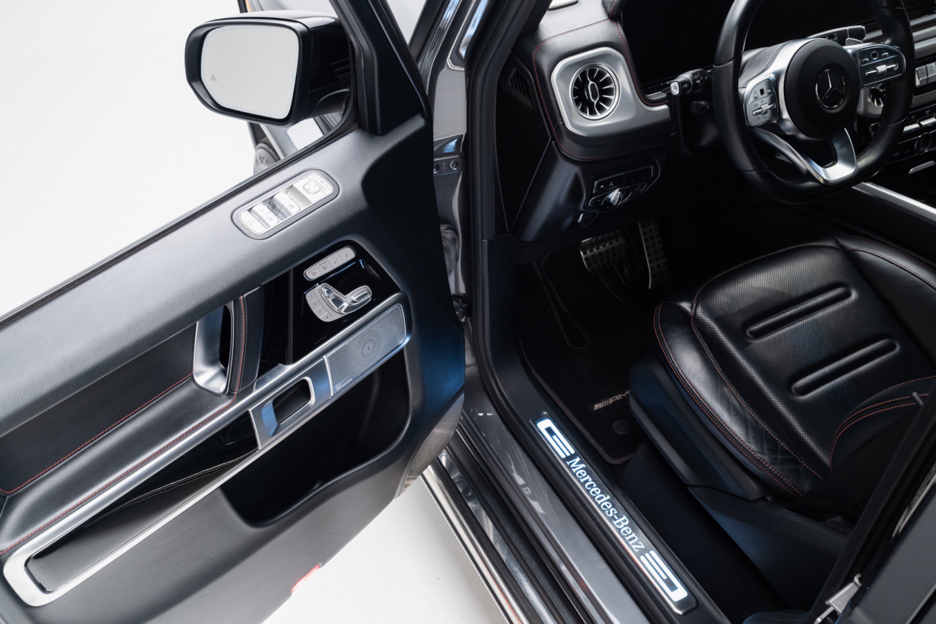 Used 2022 Mercedes-Benz G 550 image 9