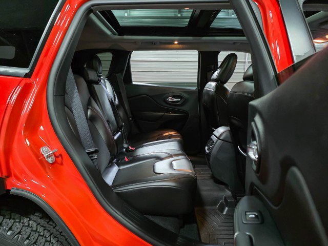 Used 2021 Jeep Cherokee Trailhawk w/ Sun, Sound & Nav Group image 19