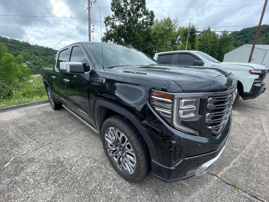 Used 2025 GMC Sierra 1500 Denali Ultimate AWD/4WD image 3