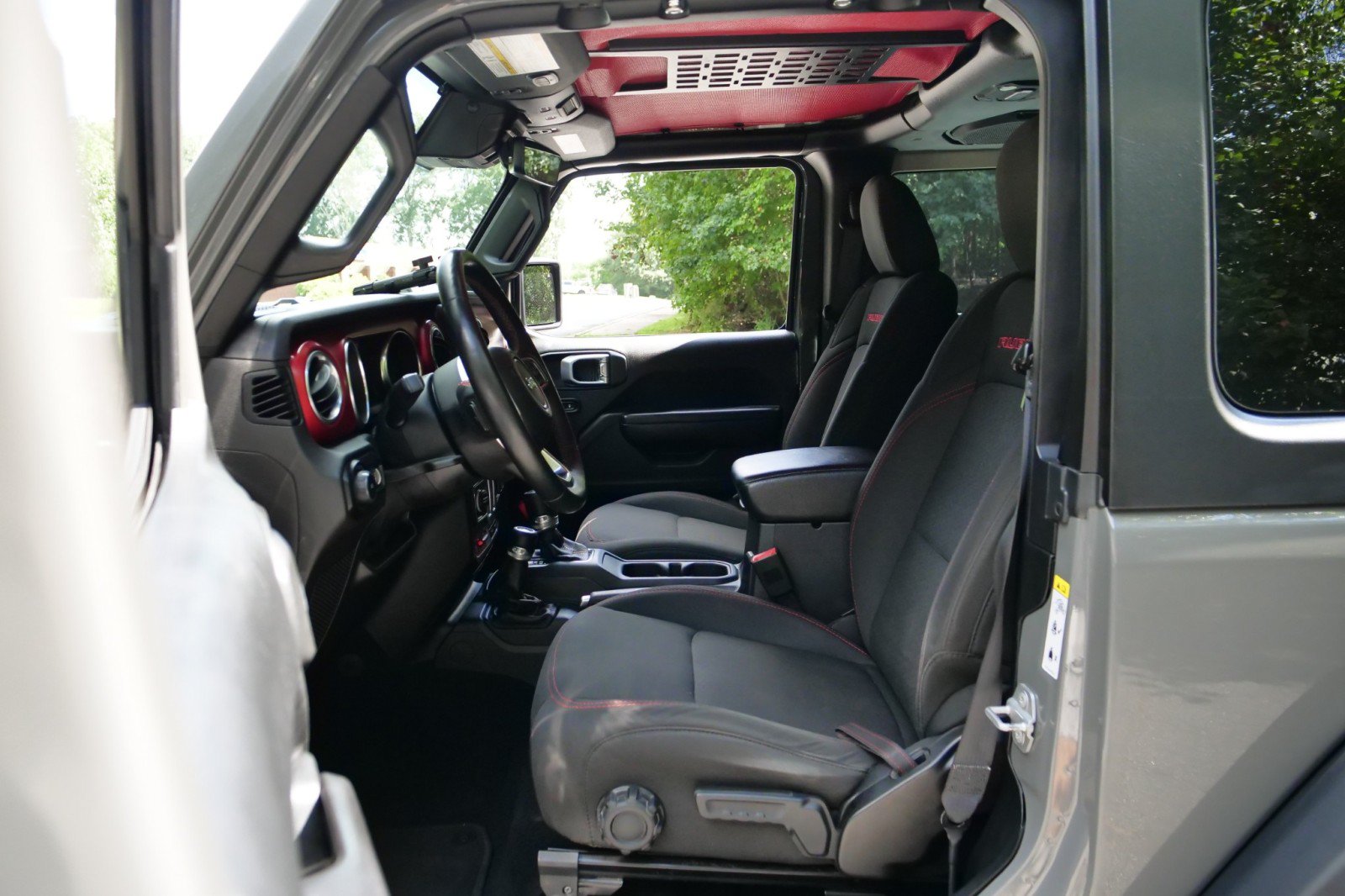 Used 2019 Jeep Wrangler Rubicon AWD/4WD image 29