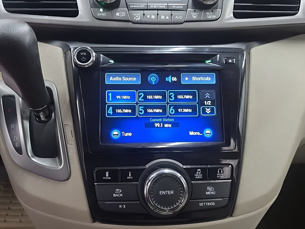 Used 2016 Honda Odyssey SE image 36