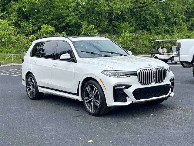 Used 2022 BMW X7 xDrive40i w/ M Sport Package image 3