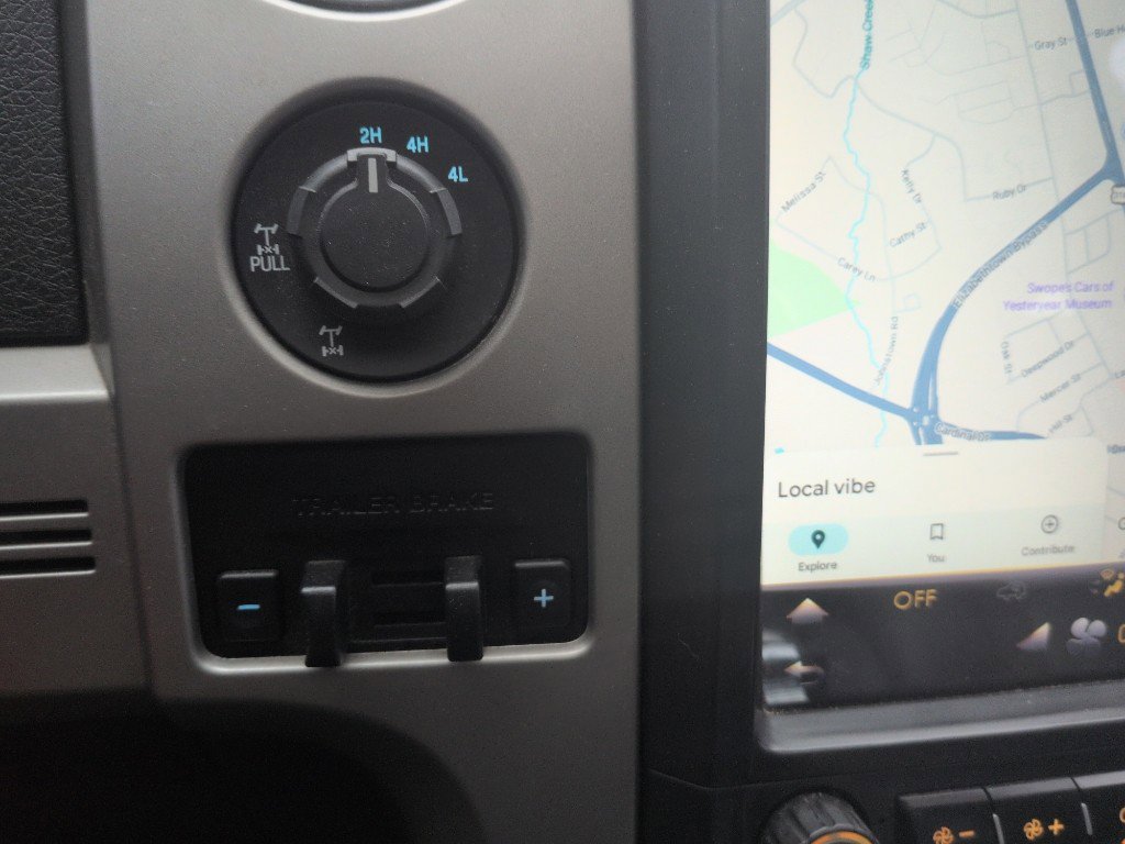 Used 2010 Ford F150 Raptor image 14