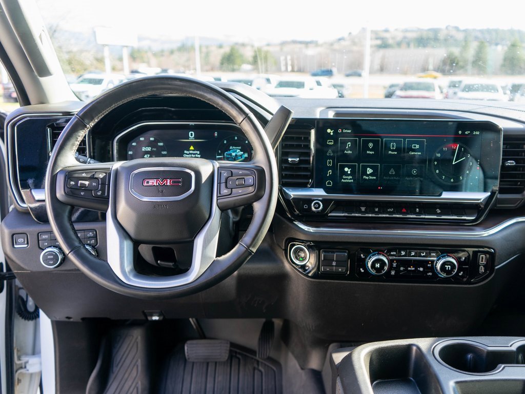 Used 2024 GMC Sierra 3500 SLT w/ X31 Off-Road Package image 13