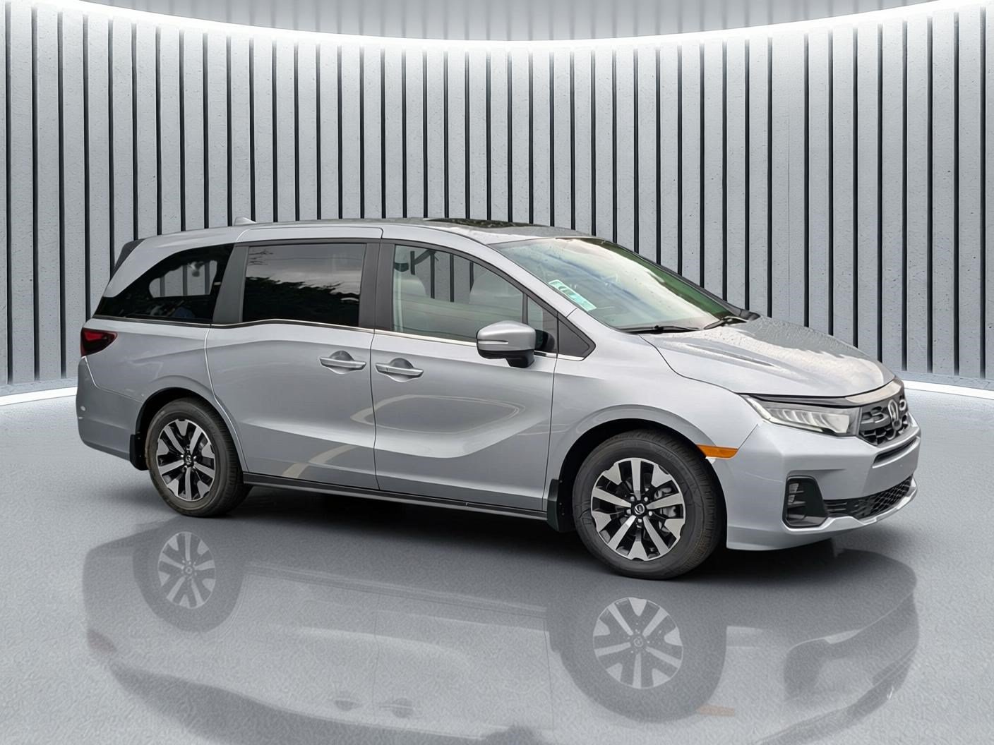 New 2026 Honda Odyssey EX-L image 2