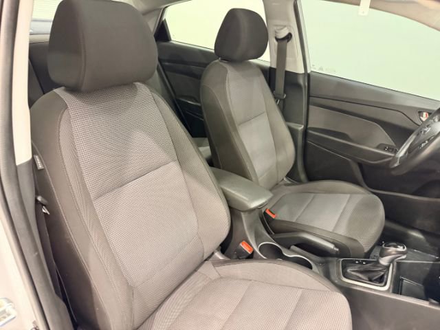 Used 2021 Hyundai Accent Limited image 42