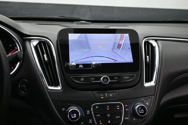 Used 2024 Chevrolet Malibu LT FWD image 24