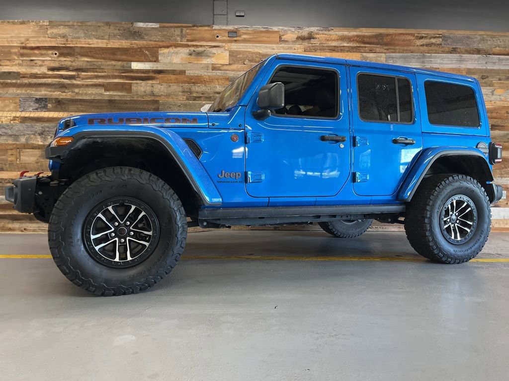 Used 2025 Jeep Wrangler Unlimited Rubicon AWD/4WD image 21