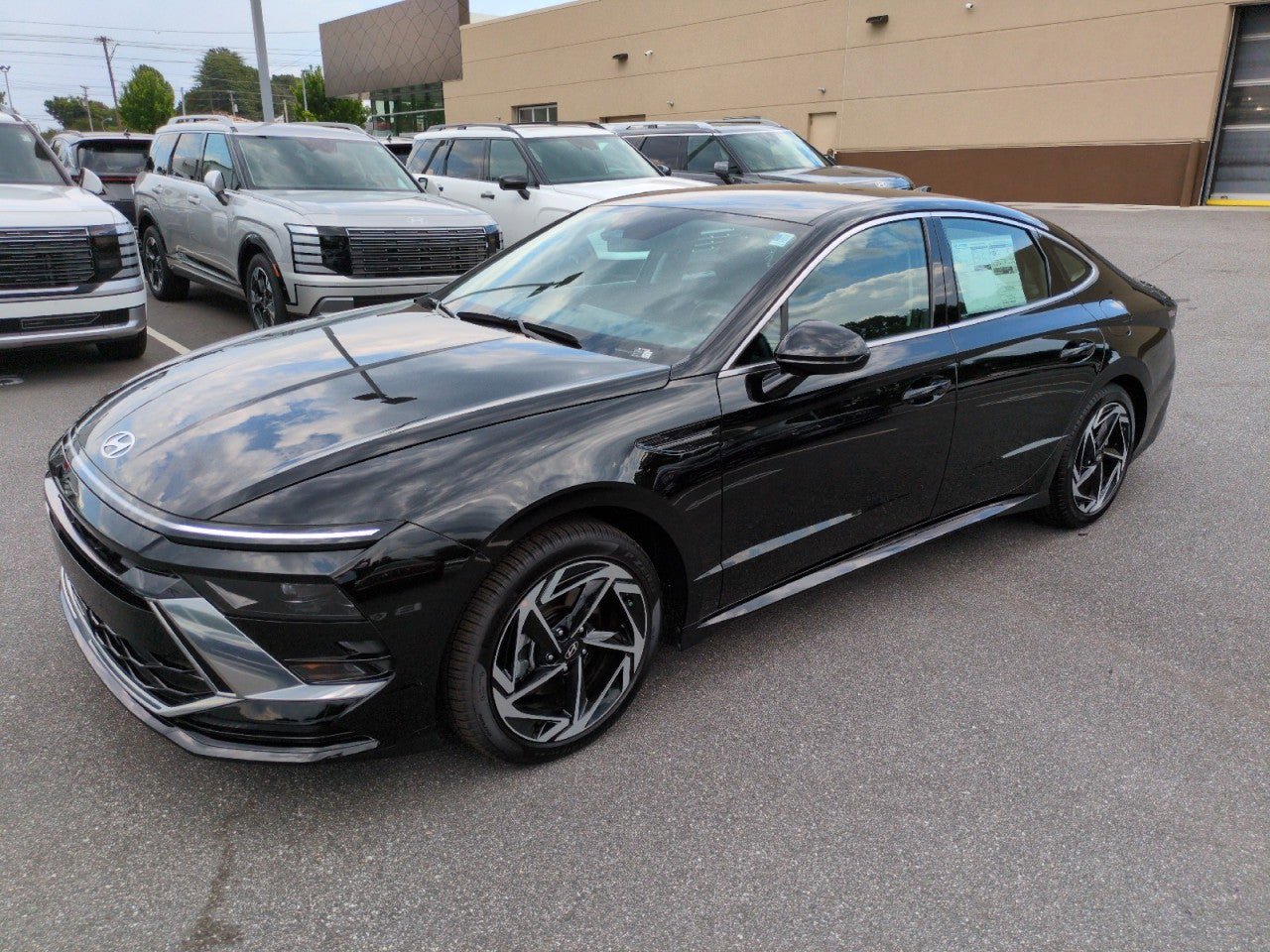 New 2026 Hyundai Sonata SEL FWD image 3
