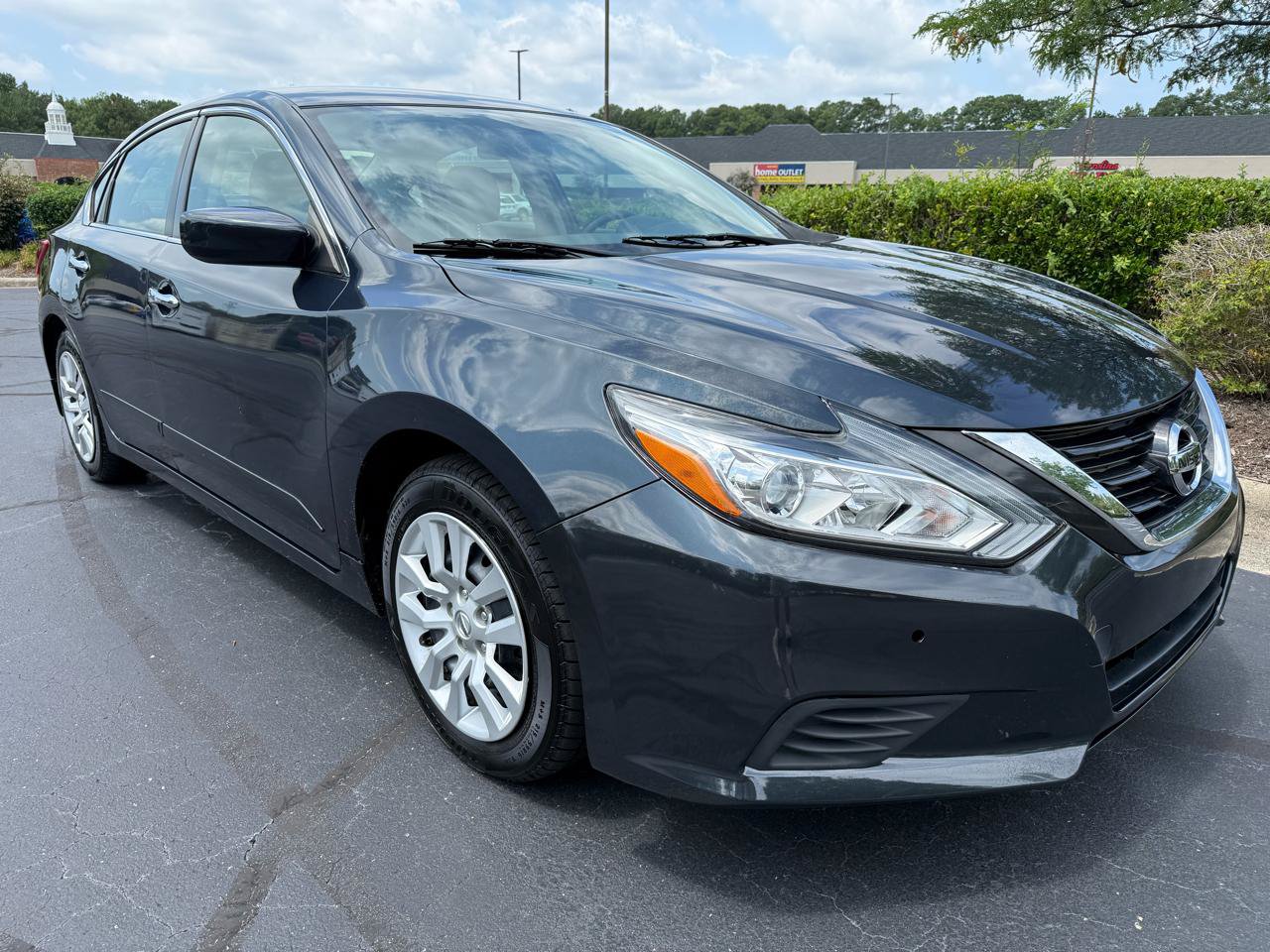 Used 2018 Nissan Altima 2.5 S w/ S Convenience Package FWD image 6