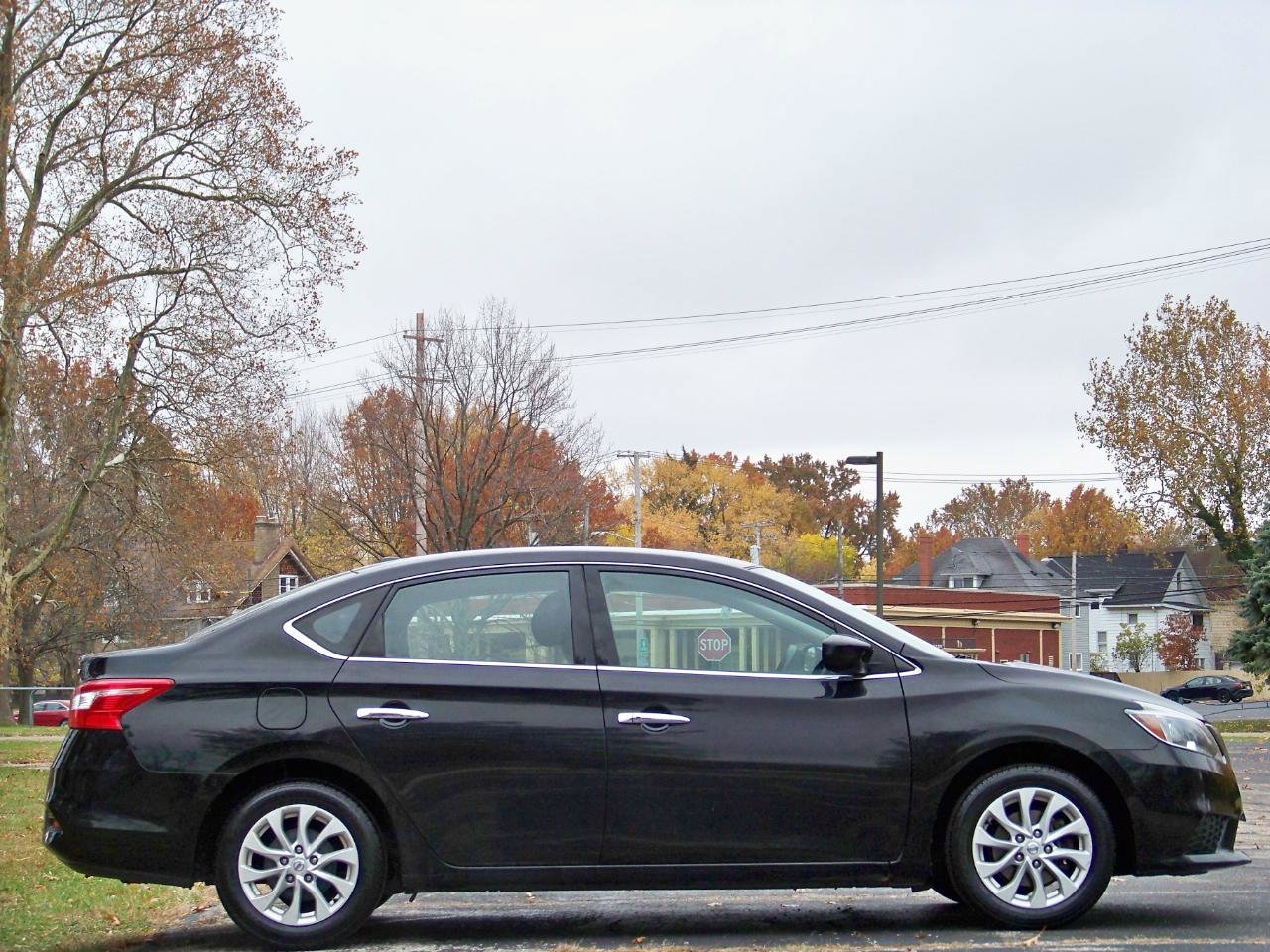 Used 2018 Nissan Sentra SV image 7