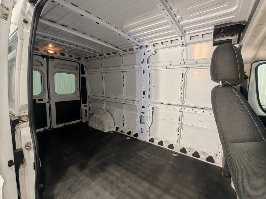 Used 2021 RAM ProMaster 2500 FWD image 18