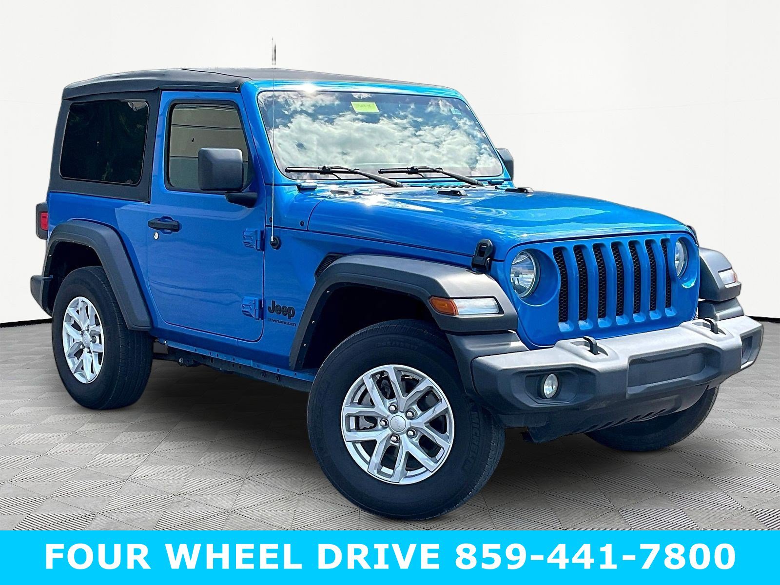 Used 2023 Jeep Wrangler Sport AWD/4WD image 3