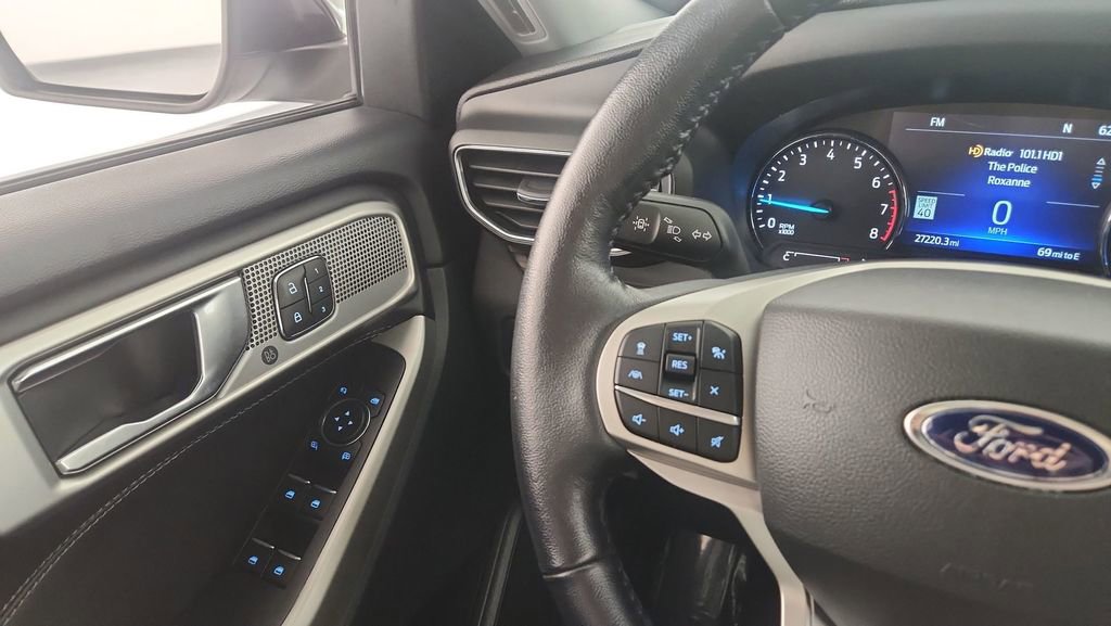 Used 2022 Ford Explorer Limited w/ Equipment Group 301A image 20