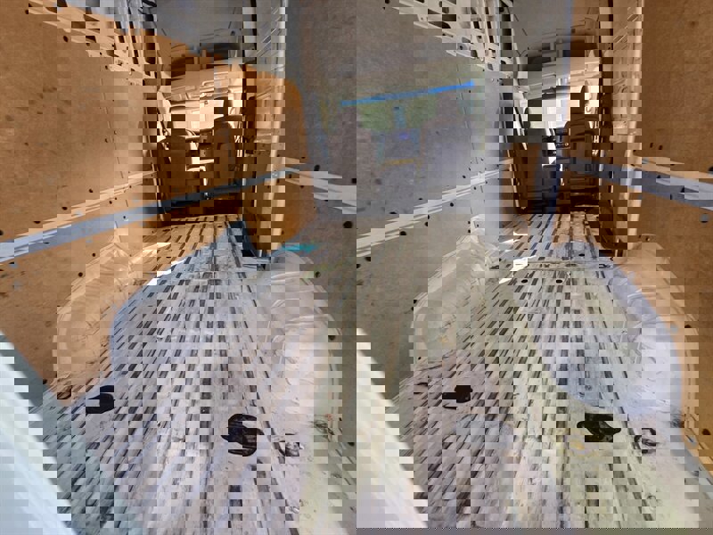 Used 2019 Nissan NV 2500 SV image 23