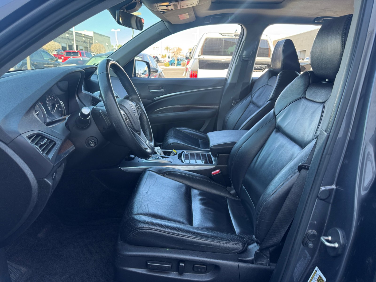 Used 2017 Acura MDX FWD image 13