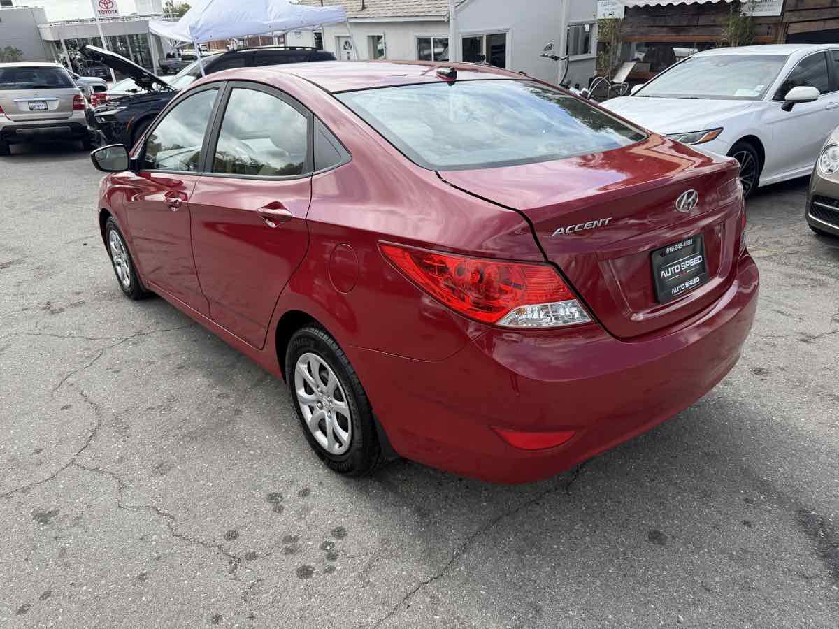 Used 2014 Hyundai Accent GLS FWD image 4