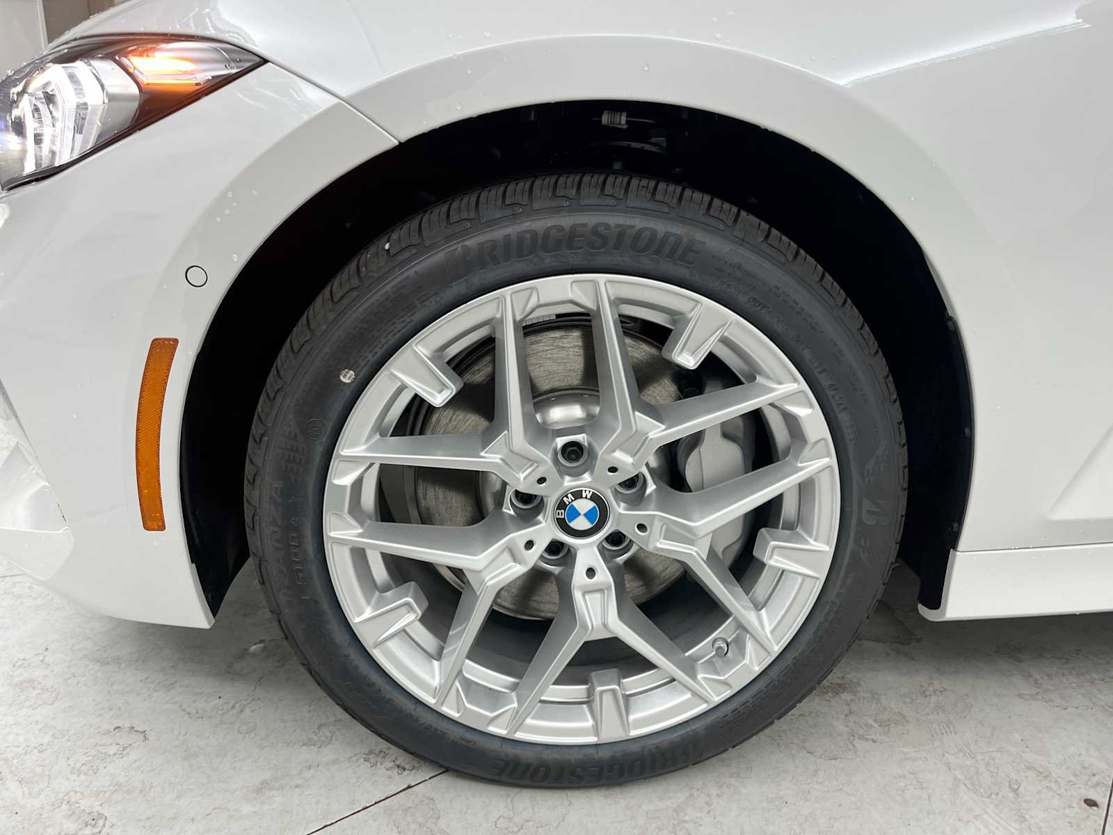 New 2026 BMW 330i xDrive Sedan w/ Premium Package AWD/4WD image 25