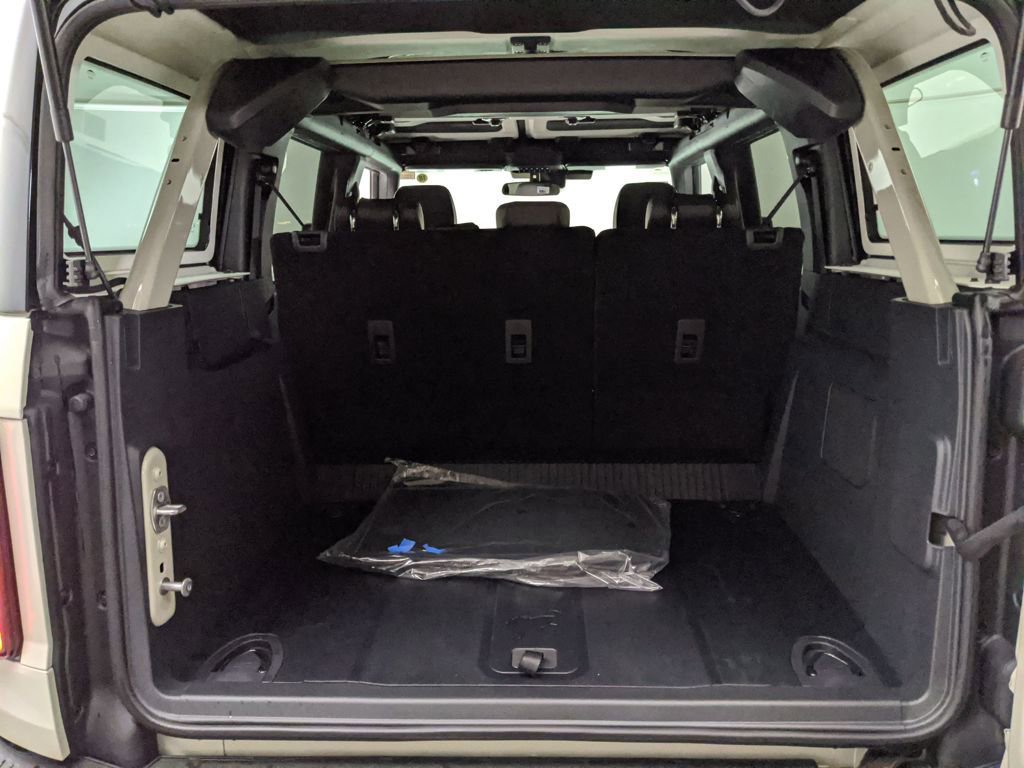 New 2025 Ford Bronco Badlands image 24