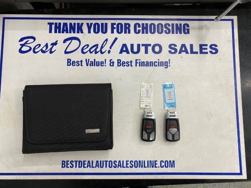 Used 2018 Audi SQ5 Premium Plus w/ Navigation Package image 9