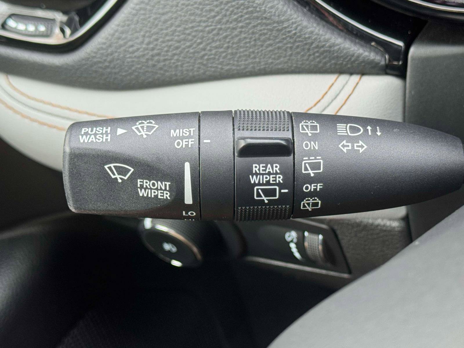 Used 2022 Dodge Durango R/T AWD/4WD image 22