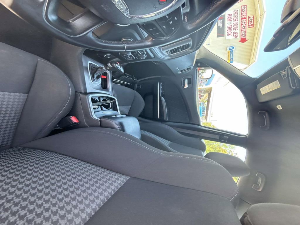 Used 2023 Dodge Charger GT image 10