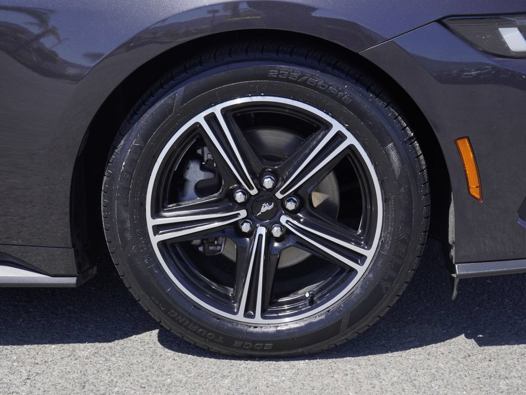 Used 2024 Ford Mustang Coupe RWD image 10