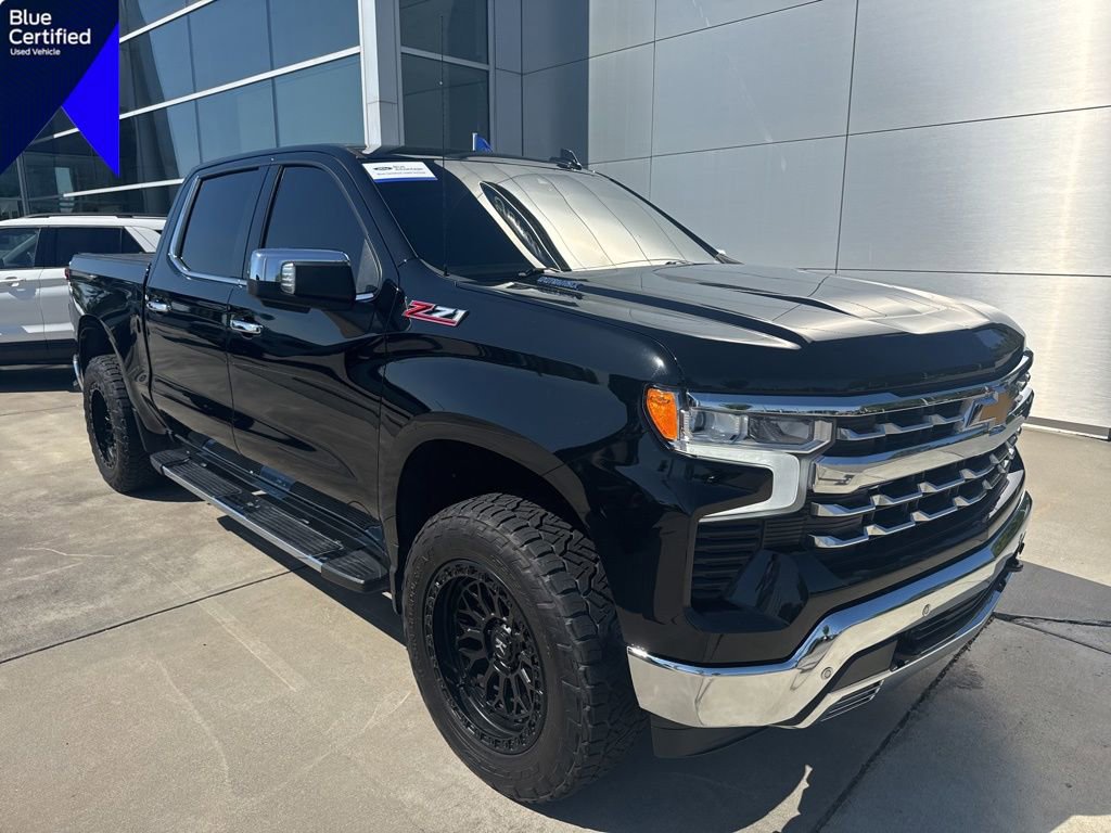 Used 2022 Chevrolet Silverado 1500 LTZ w/ Z71 Off-Road Package image 1