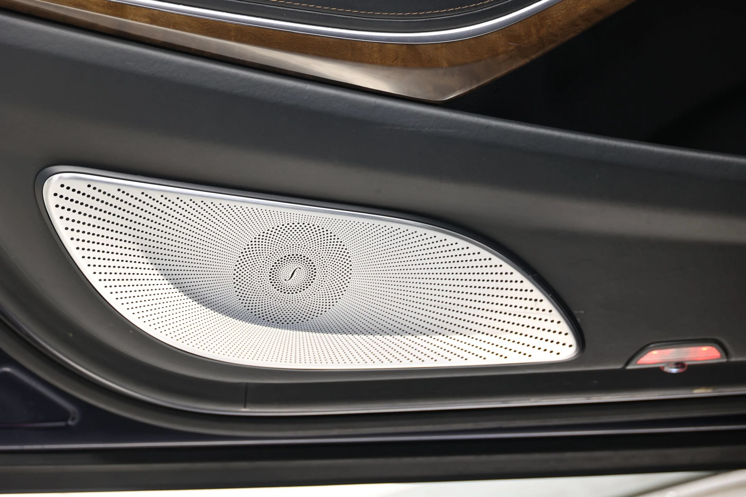 Used 2016 Mercedes-Benz Maybach S 600 image 14