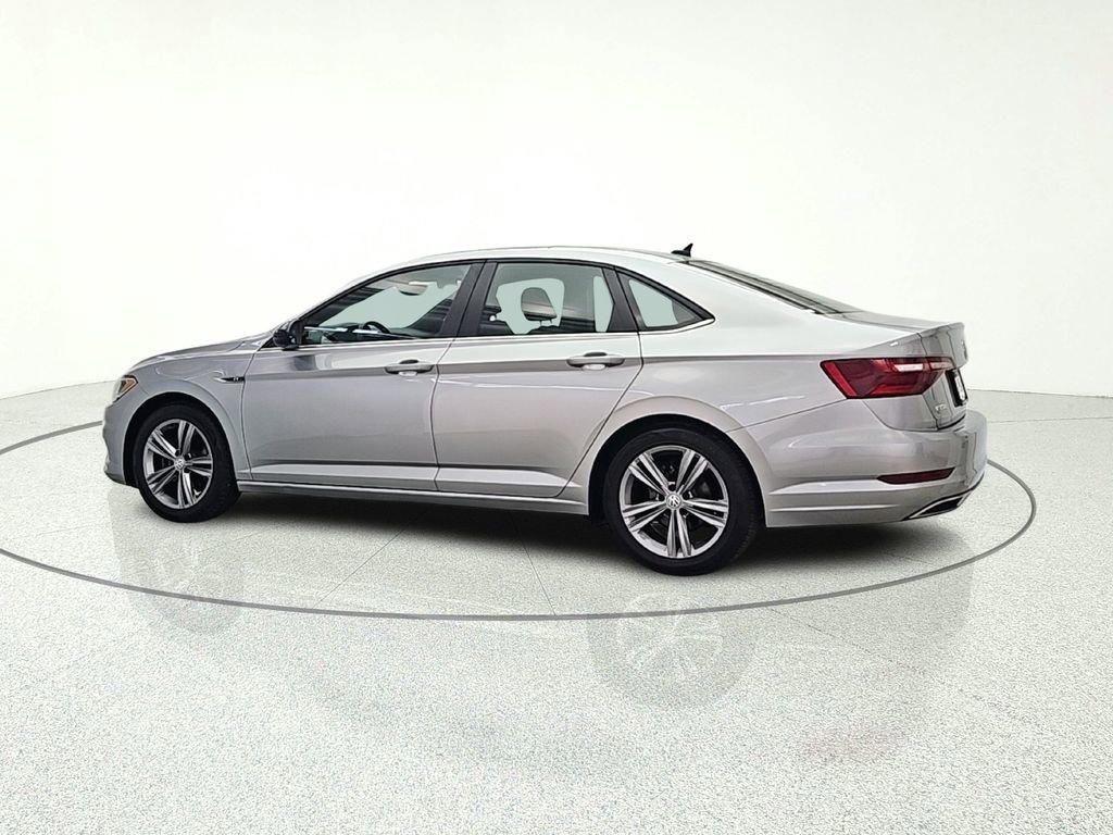 Used 2020 Volkswagen Jetta R-Line w/ R-Line Cold Weather Package FWD image 5