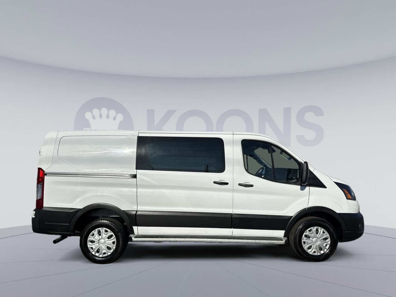 Used 2024 Ford Transit 250 Low Roof w/ Exterior Upgrade Package image 8