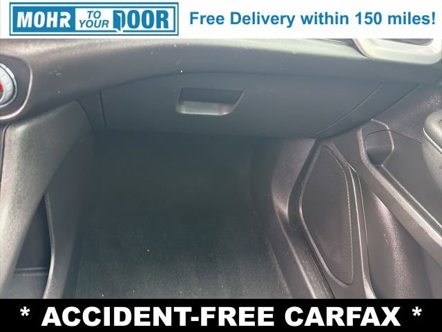 Used 2024 GMC Terrain SLT image 28