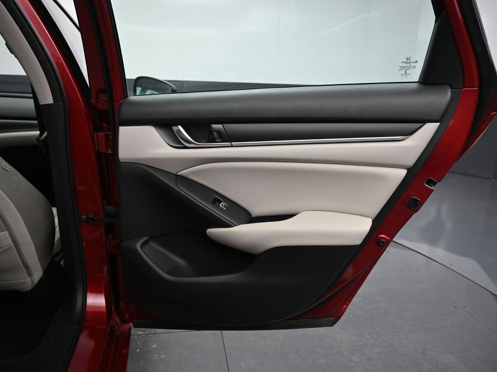 Used 2020 Honda Accord LX image 36