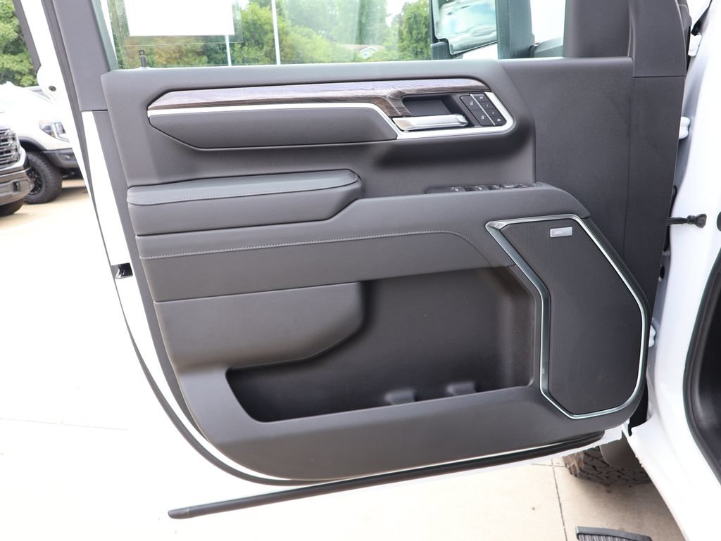 New 2026 Chevrolet Silverado 3500 LTZ w/ LTZ Plus Package AWD/4WD image 12