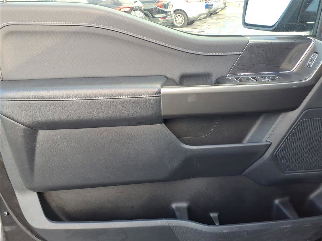 Used 2022 Ford F150 XLT w/ Equipment Group 302A High image 11