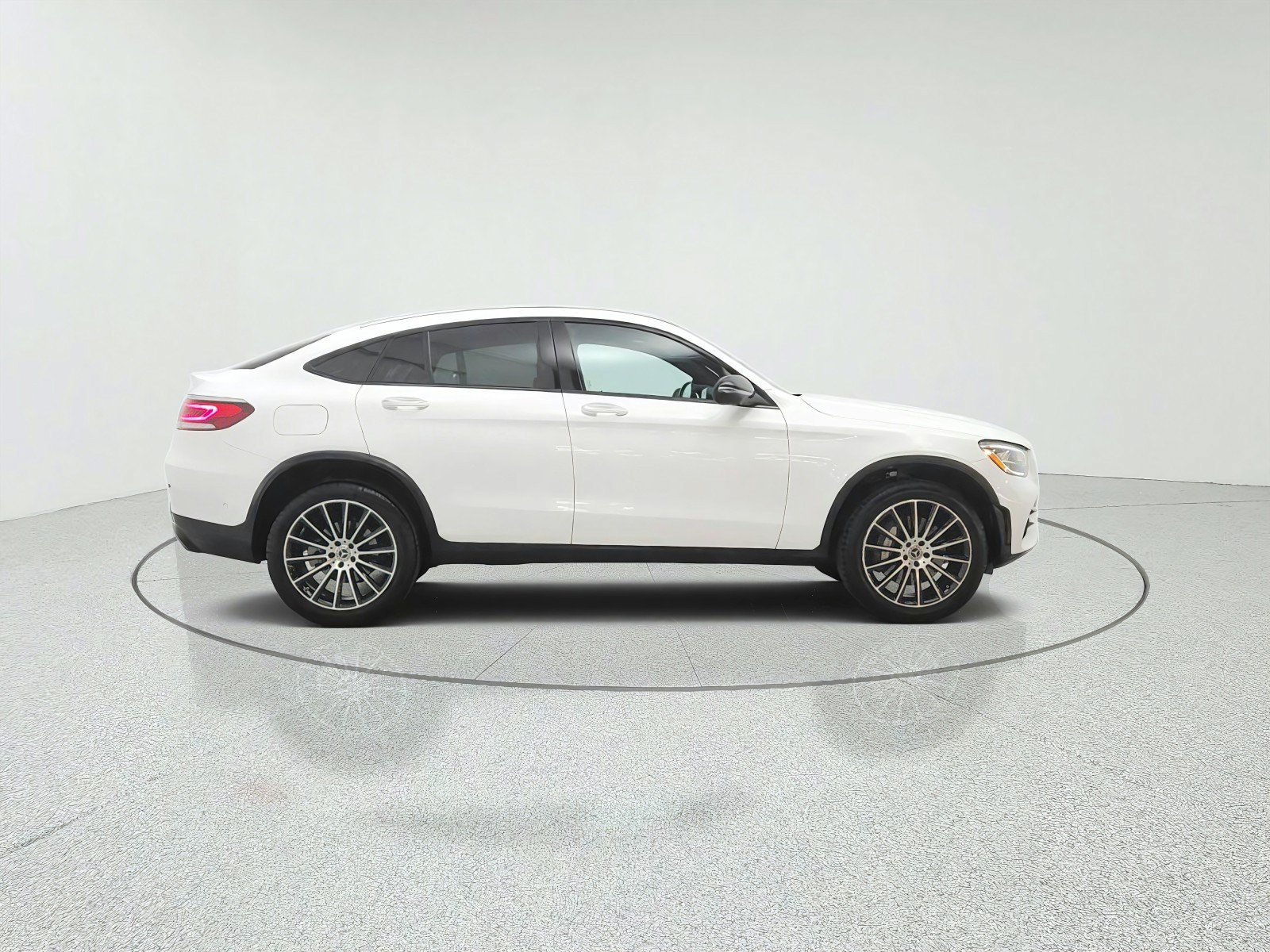 Certified 2023 Mercedes-Benz GLC 300 4MATIC Coupe image 4