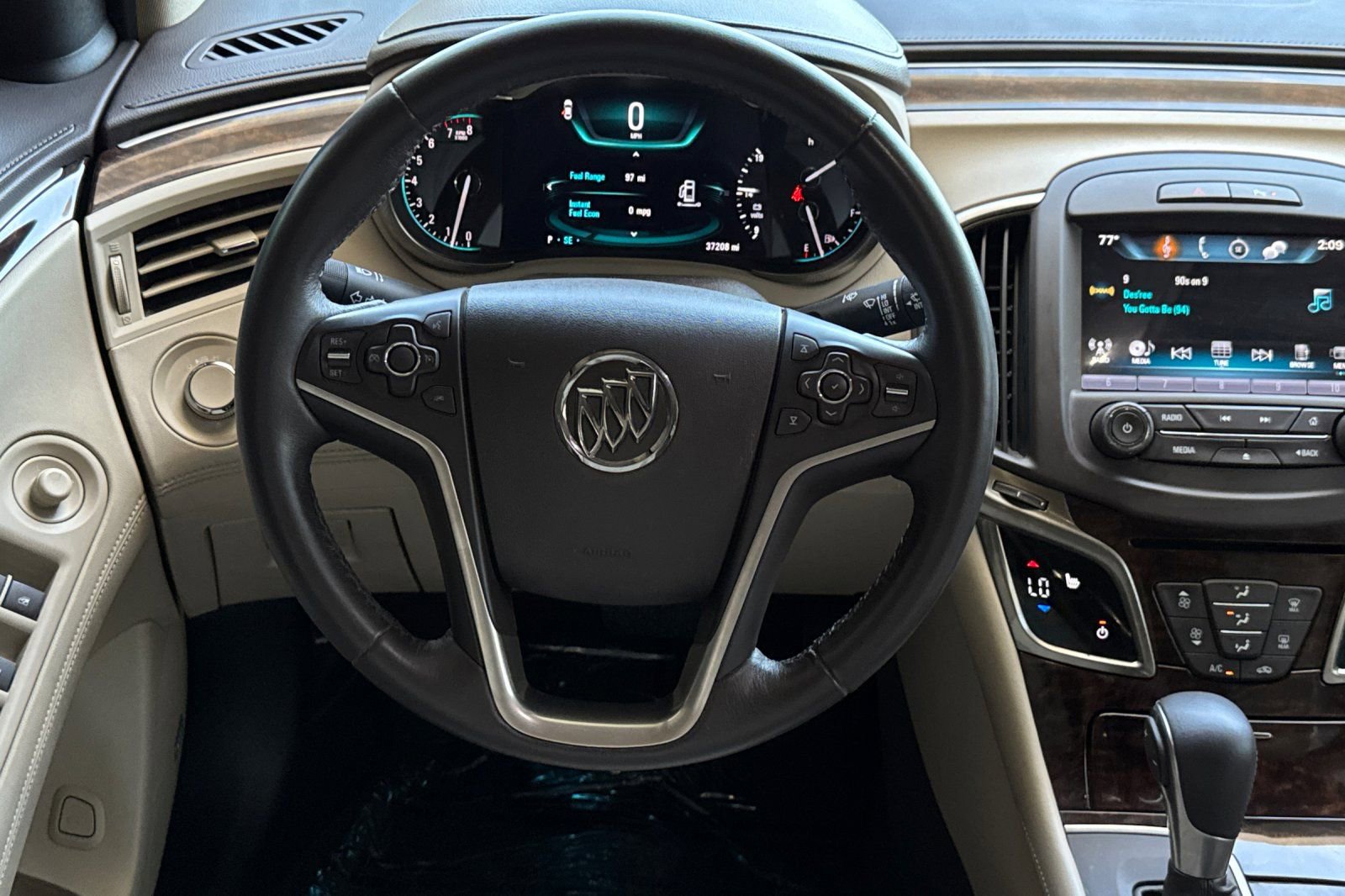 Used 2016 Buick LaCrosse Leather FWD image 17