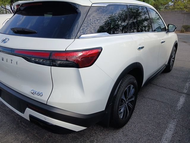 Certified 2025 INFINITI QX60 Pure AWD/4WD image 5