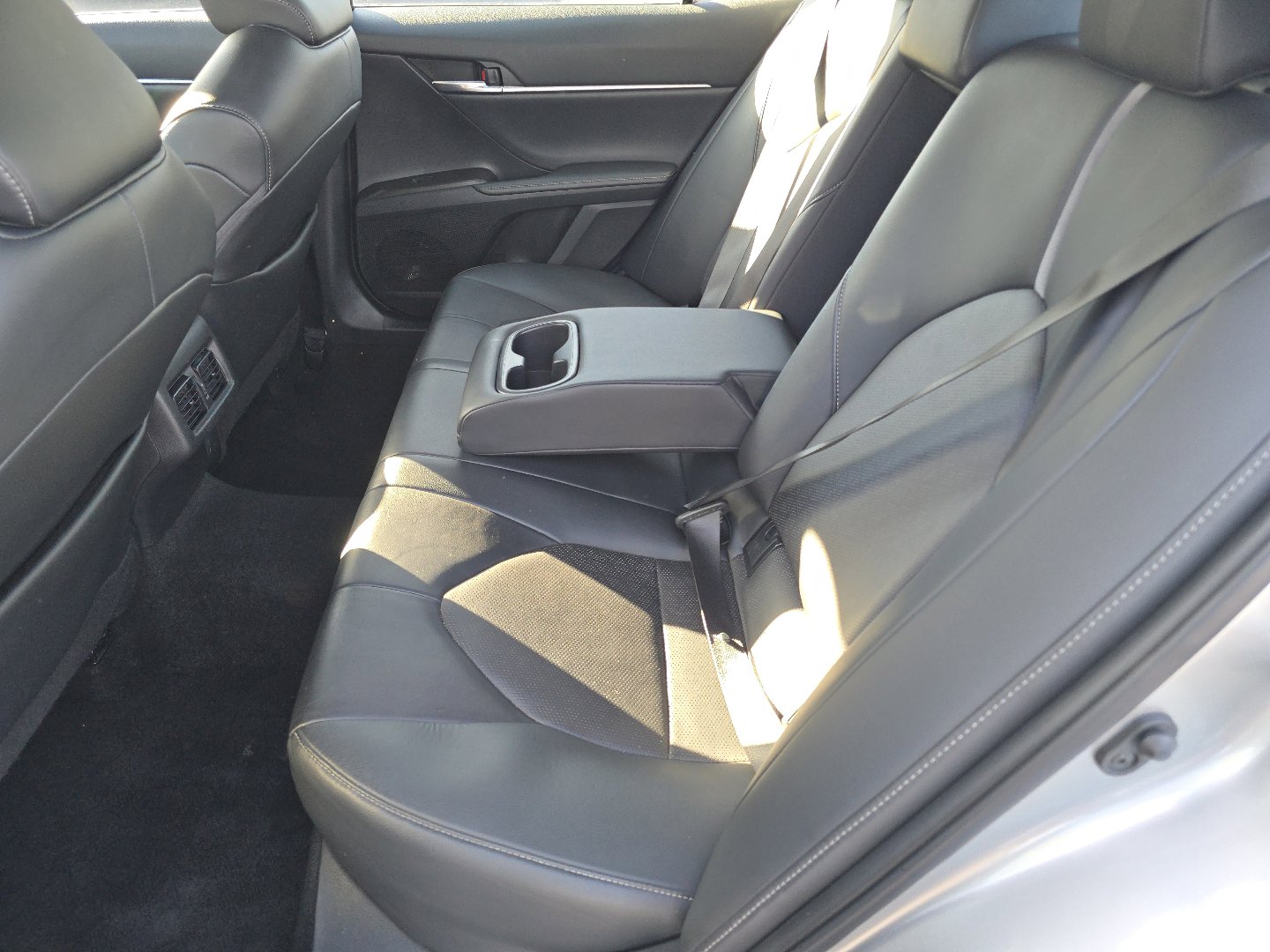 Used 2023 Toyota Camry XSE image 29