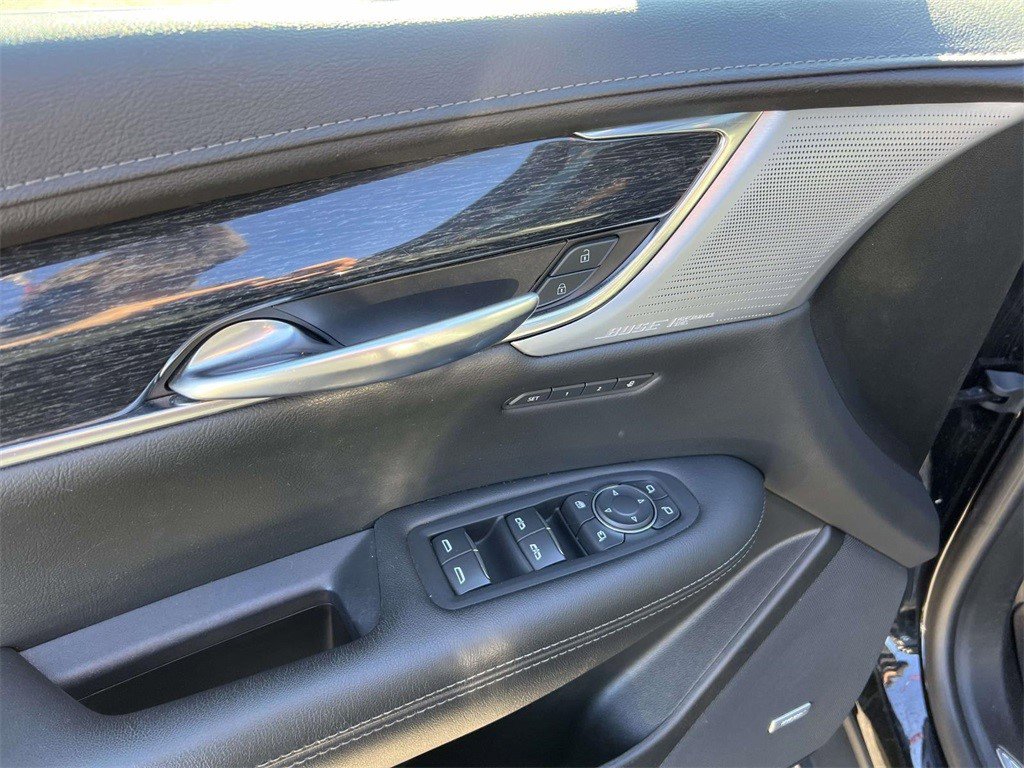 Used 2023 Cadillac XT5 Premium Luxury AWD/4WD image 16