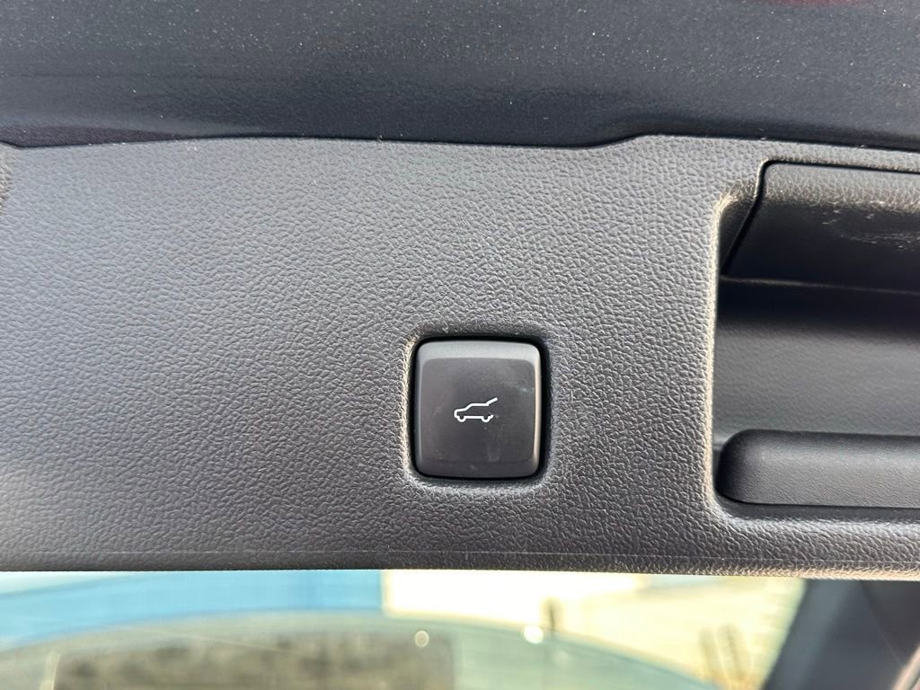 Used 2022 Ford Escape SEL AWD/4WD image 17
