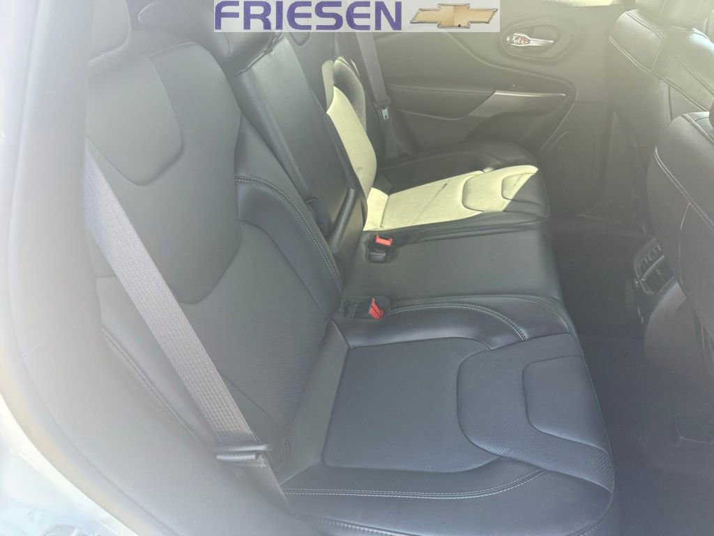Used 2021 Jeep Cherokee Latitude Lux image 23