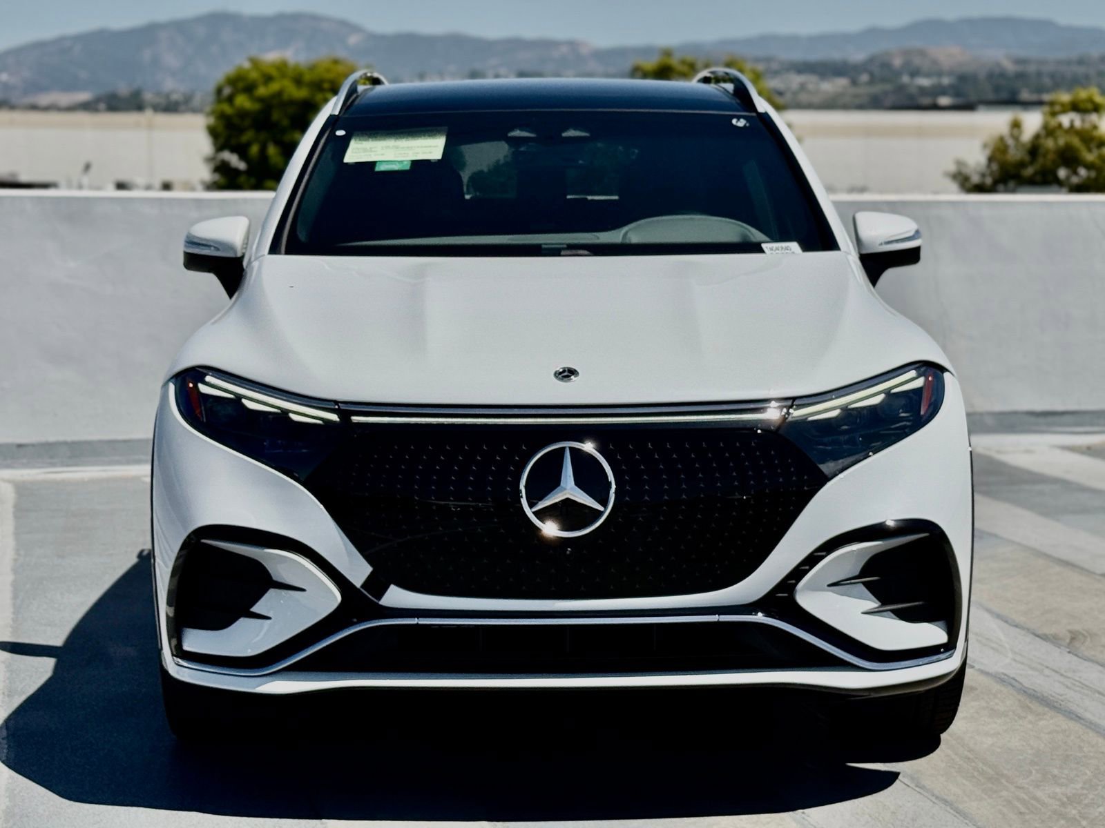 New 2026 Mercedes-Benz EQS 550 4MATIC SUV image 5