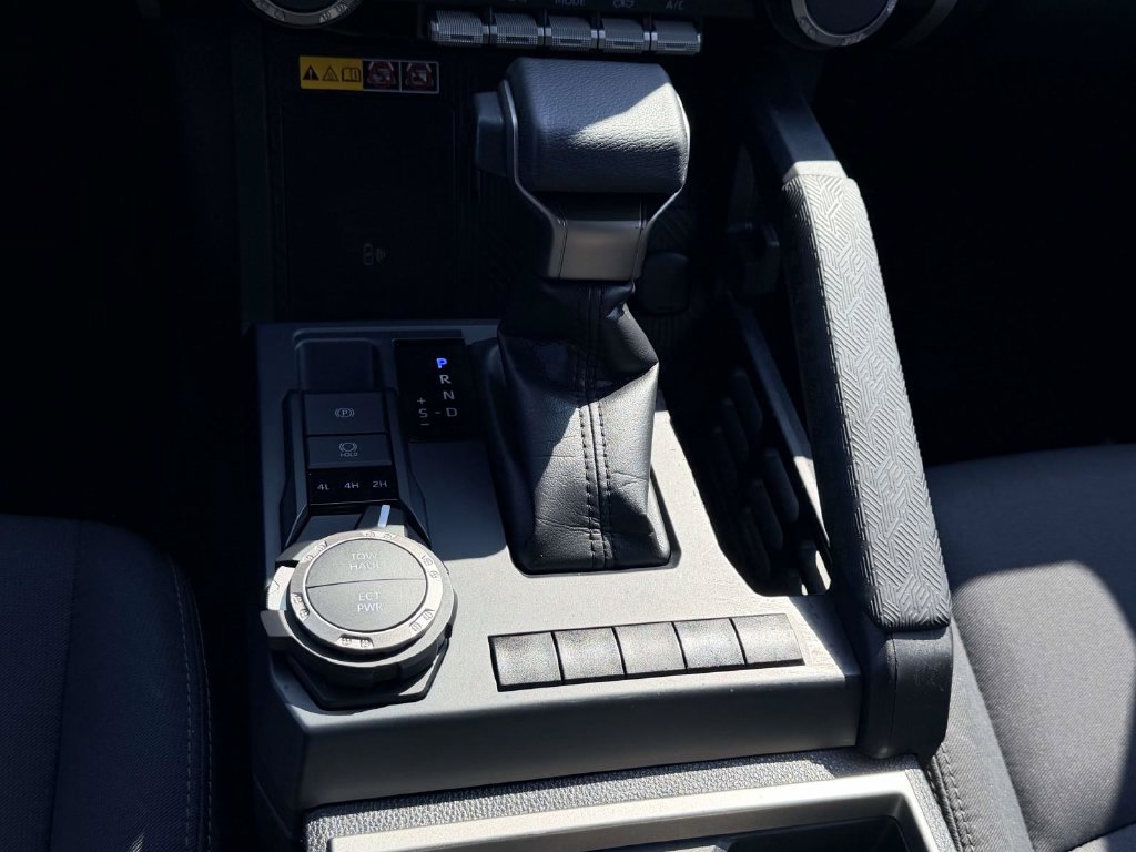Used 2024 Toyota Tacoma SR5 AWD/4WD image 6