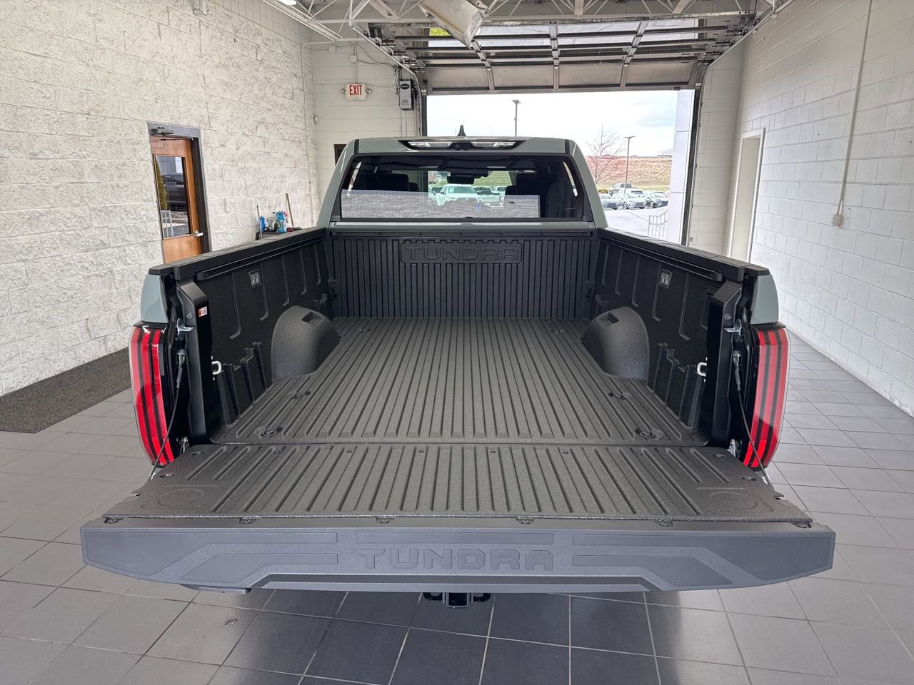 New 2026 Toyota Tundra Platinum AWD/4WD image 10