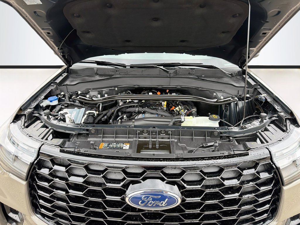 New 2026 Ford Explorer ST-Line w/ ST-Line Street Pack AWD/4WD image 34