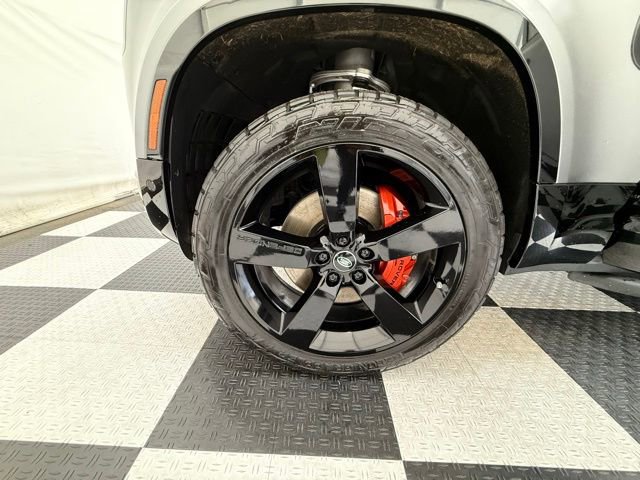 Used 2023 Land Rover Defender 130 X AWD/4WD image 11