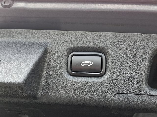 Used 2019 Hyundai Santa Fe AWD image 32