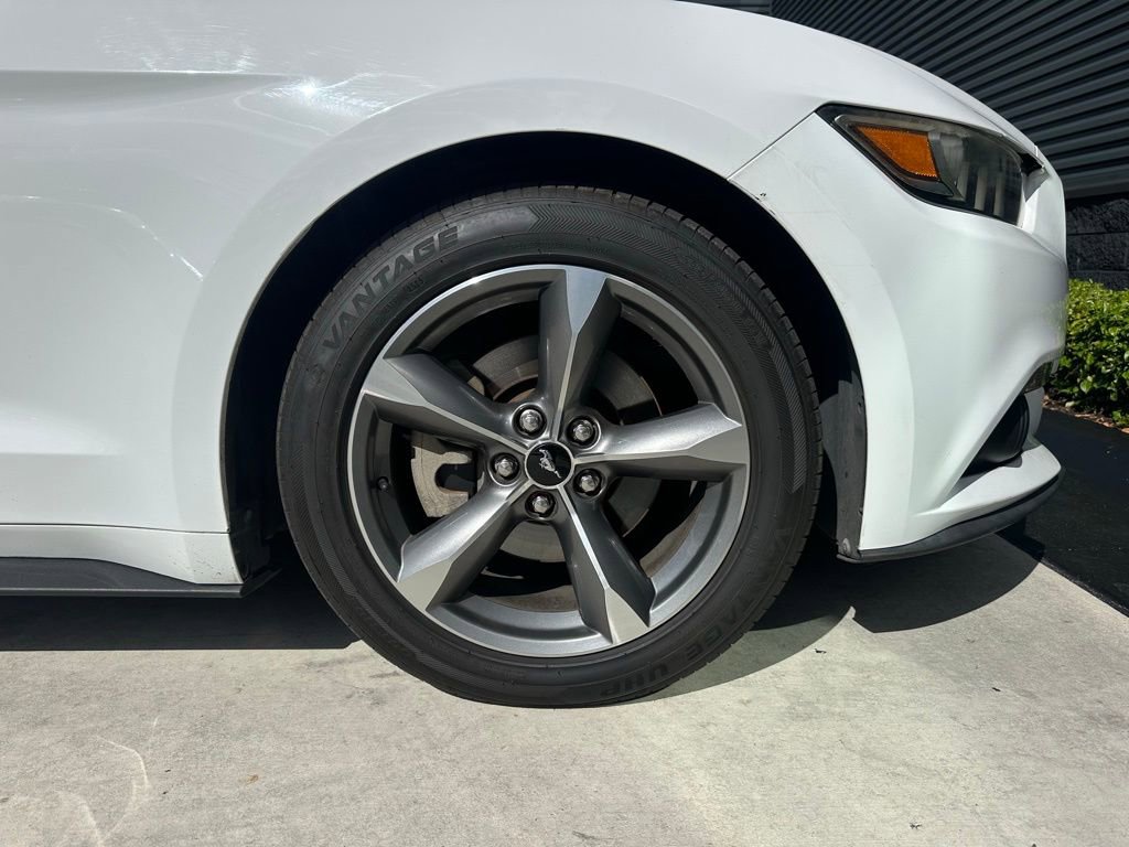 Used 2017 Ford Mustang Premium RWD image 15