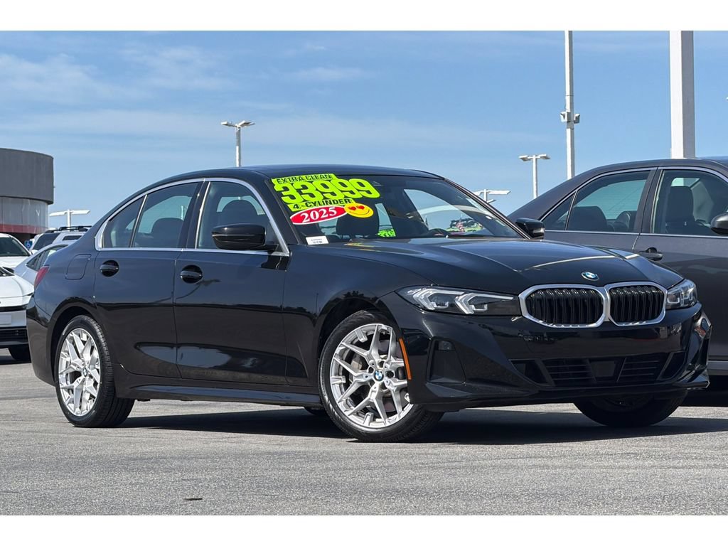 Used 2025 BMW 330i Sedan RWD image 2